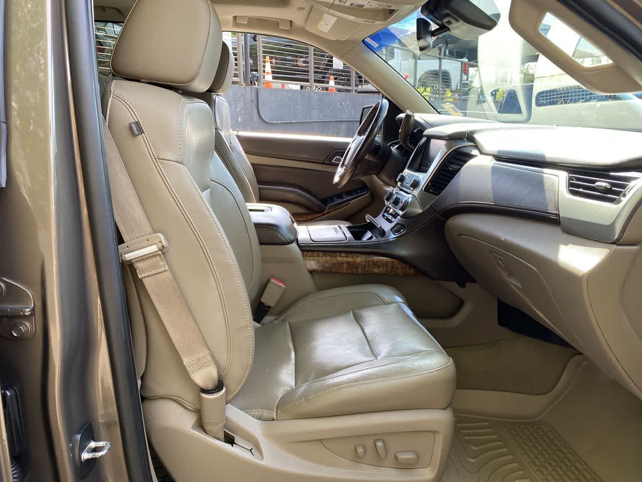 Thumbnail: 2016 Chevrolet Suburban - 19