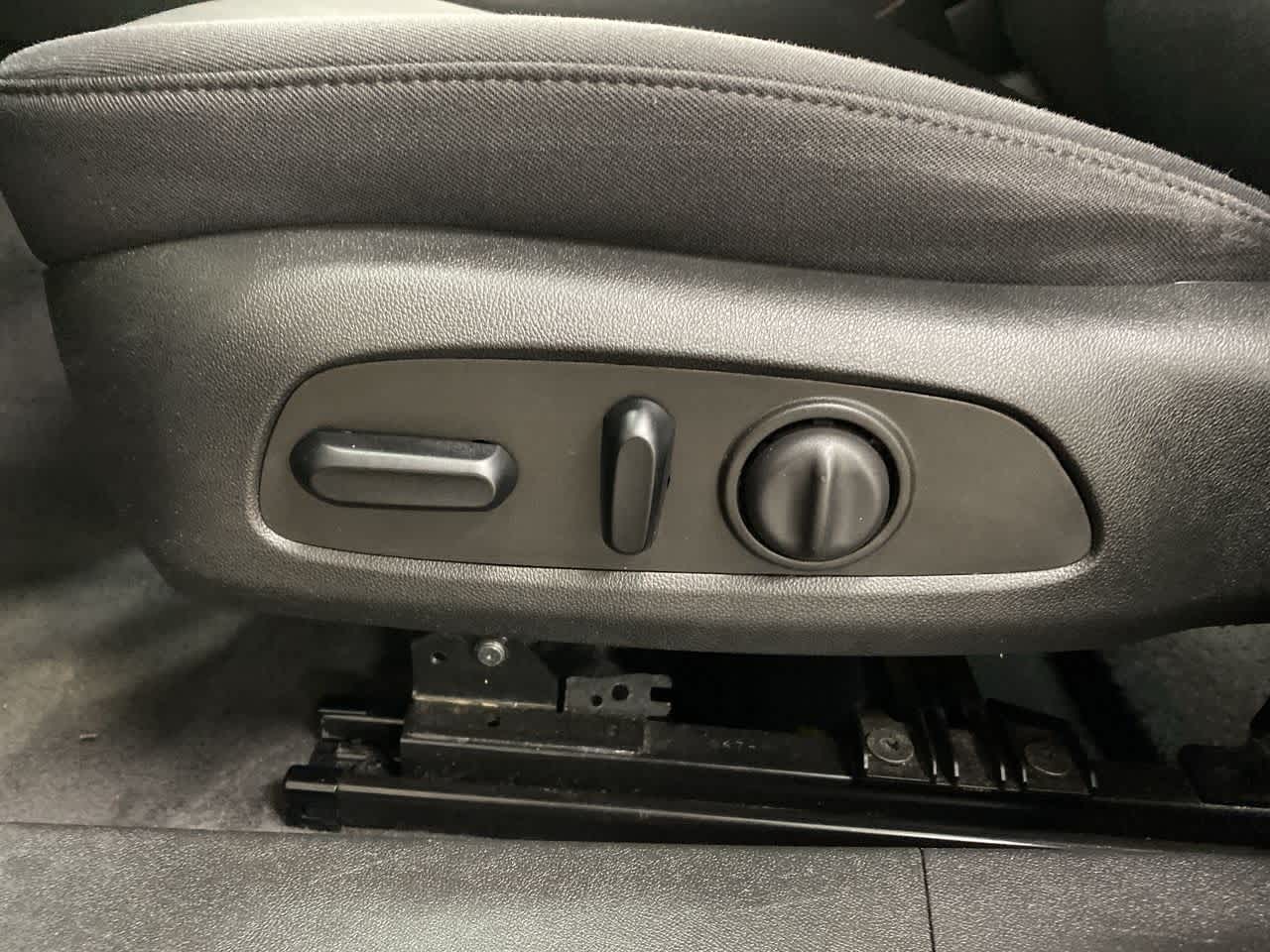 Thumbnail: 2023 Chevrolet Malibu - 14