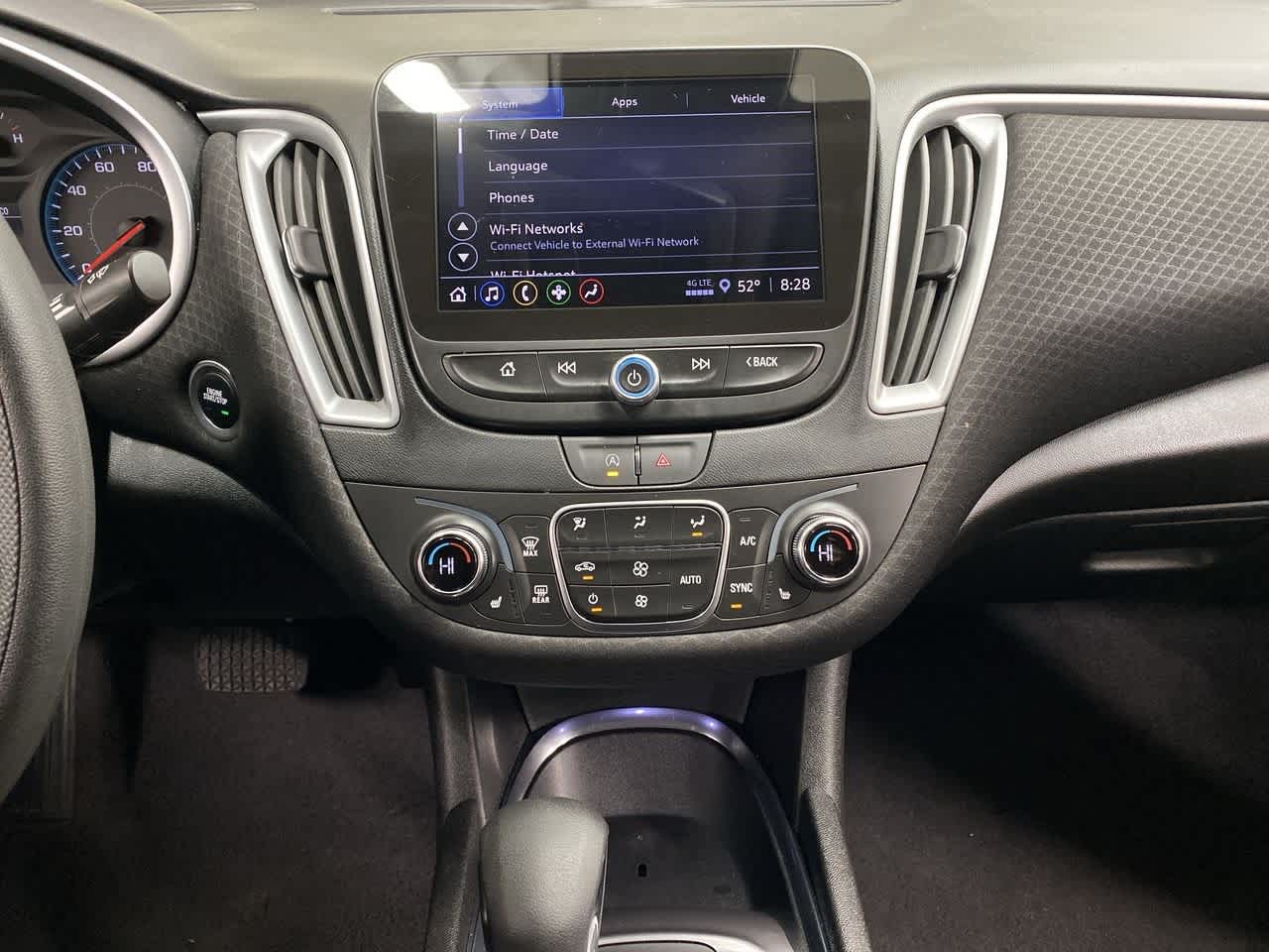 Thumbnail: 2023 Chevrolet Malibu - 24