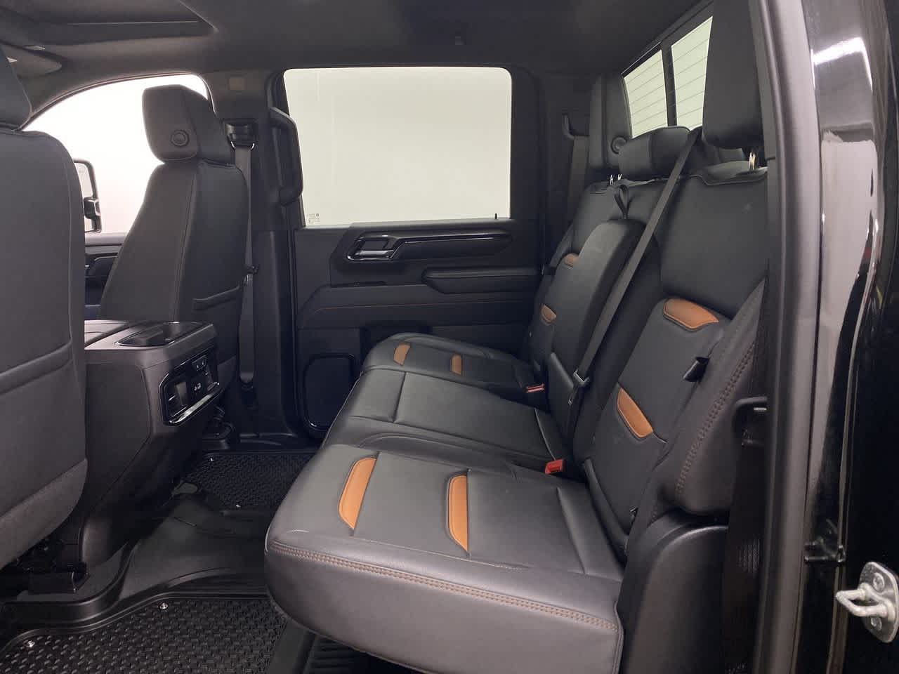 Thumbnail: 2025 GMC Sierra 3500 - 16