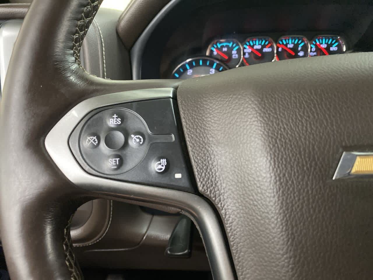 Thumbnail: 2015 Chevrolet Silverado 3500 - 20
