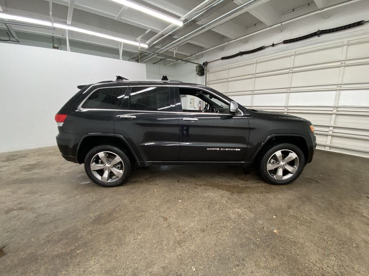 Thumbnail: 2016 Jeep Grand Cherokee - 7