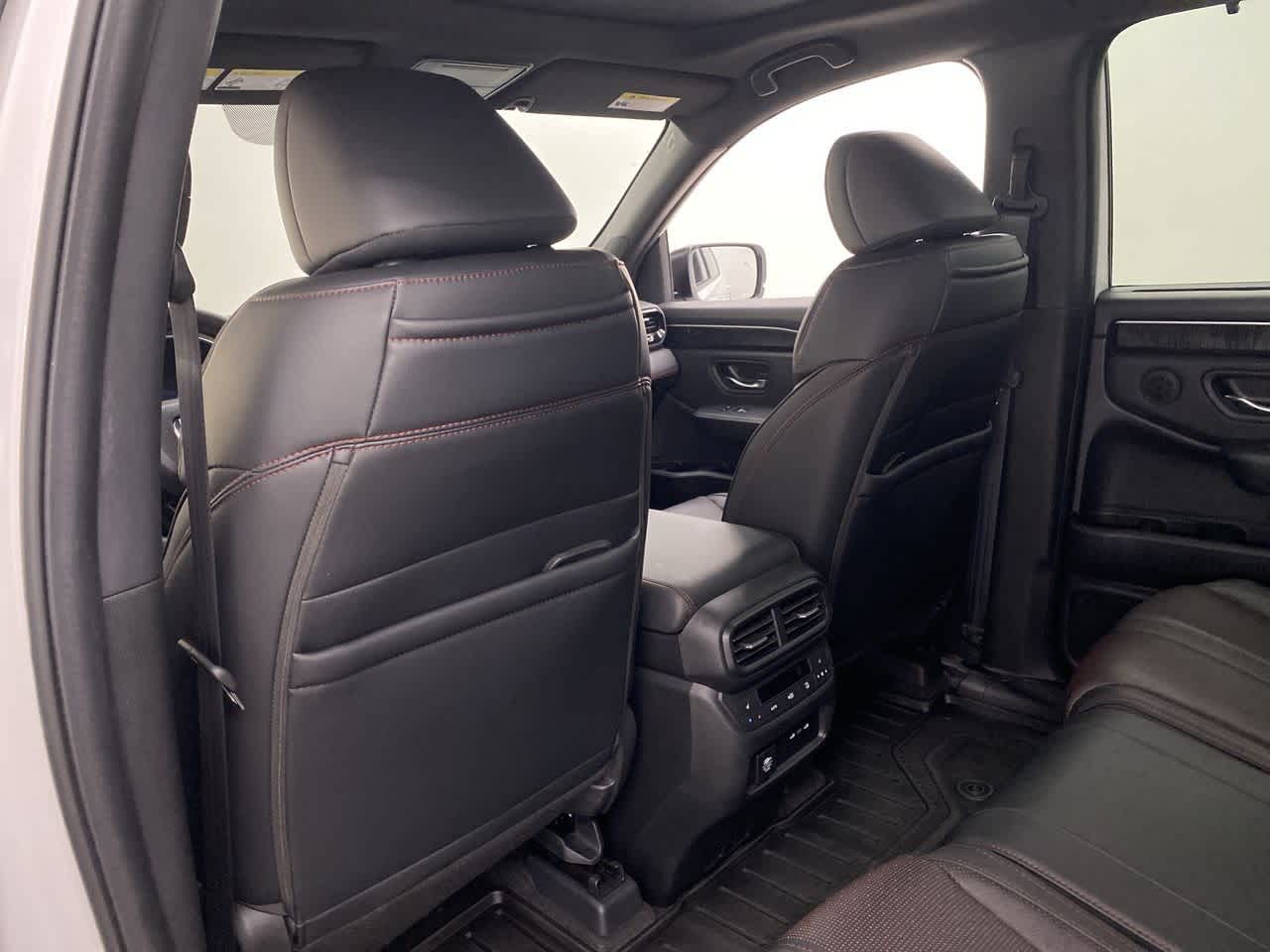 Thumbnail: 2025 Honda Pilot - 16