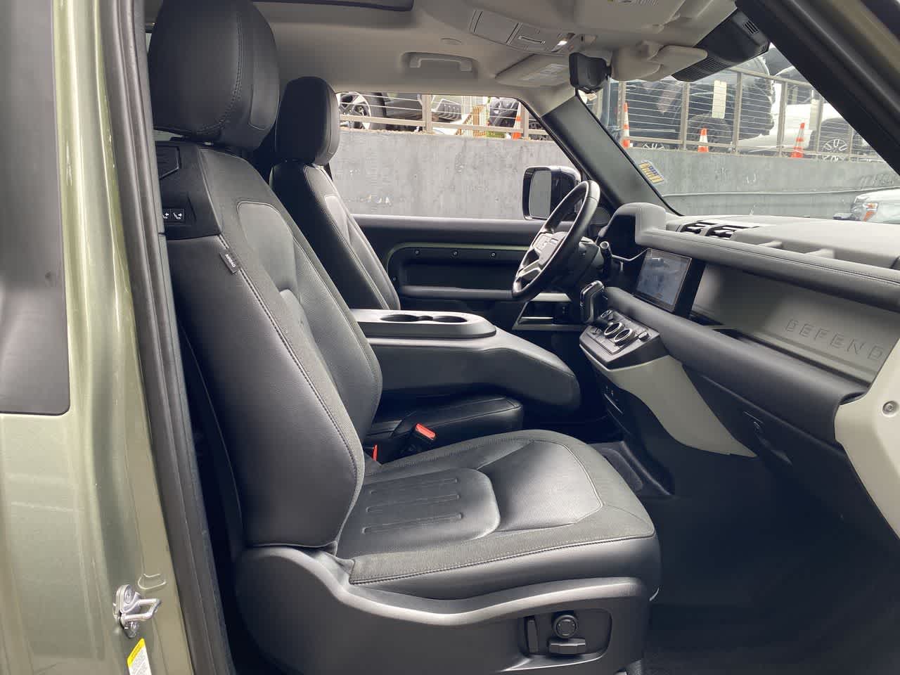 Thumbnail: 2021 Land Rover Defender - 18