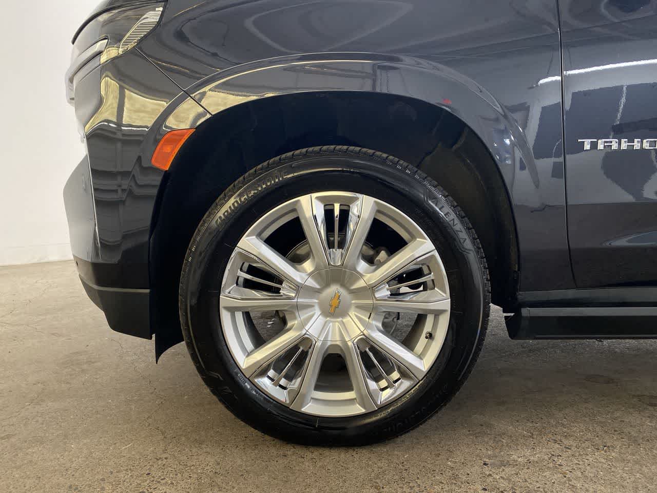 Thumbnail: 2024 Chevrolet Tahoe - 12