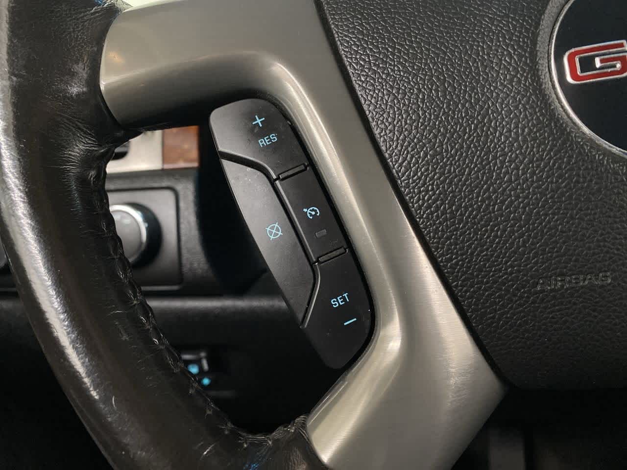 Thumbnail: 2010 GMC Sierra 2500 - 20