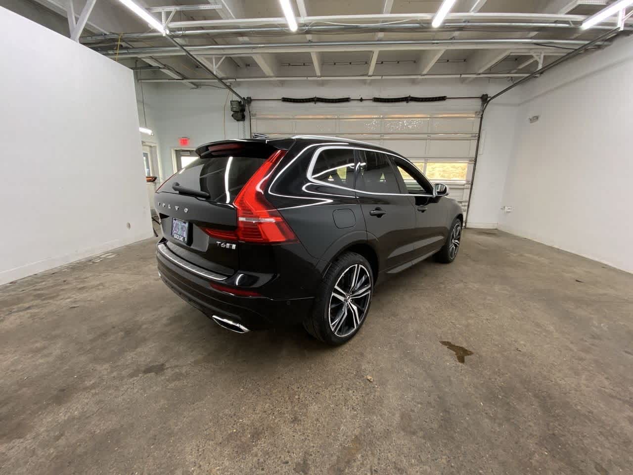 Thumbnail: 2019 Volvo XC60 - 6