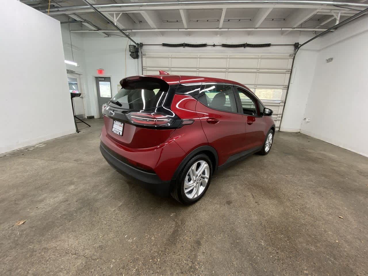 Thumbnail: 2022 Chevrolet Bolt EV - 6