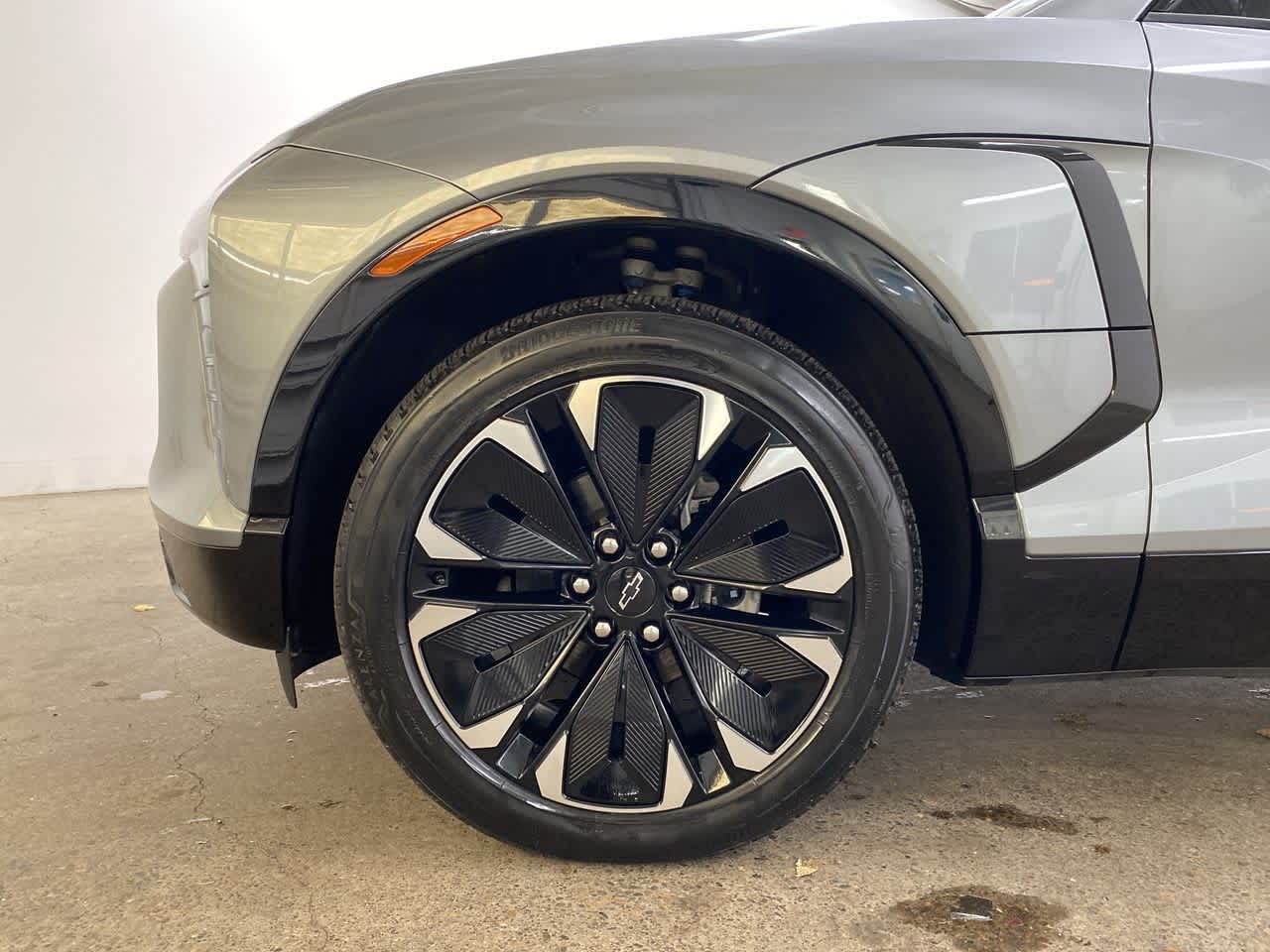 Thumbnail: 2024 Chevrolet Blazer EV - 12