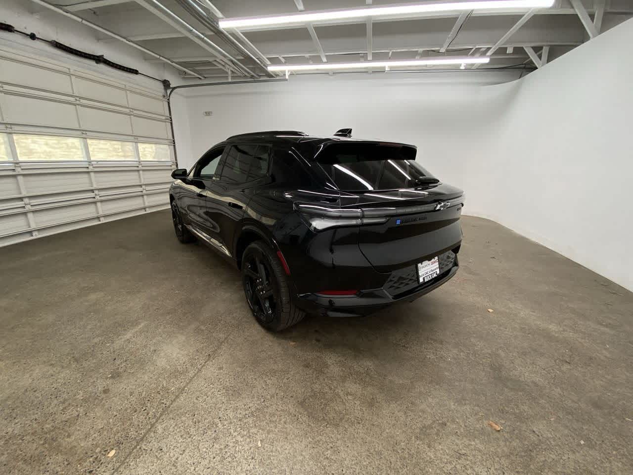 Thumbnail: 2024 Chevrolet Equinox - 4