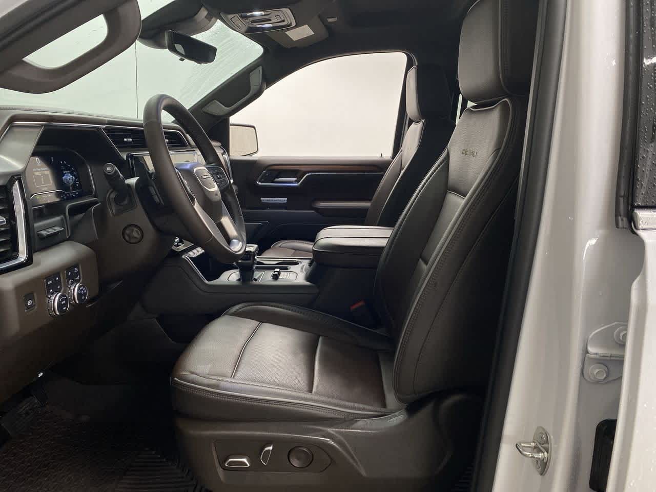 Thumbnail: 2023 GMC Sierra 1500 - 13