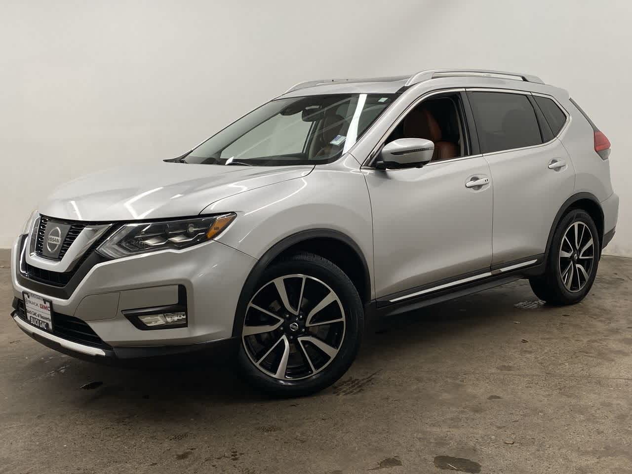 Thumbnail: 2017 Nissan Rogue - 1