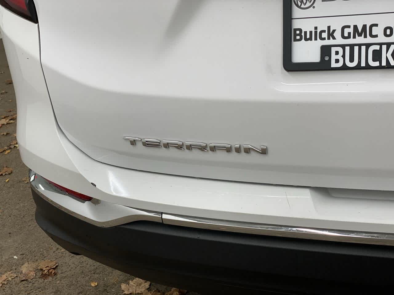 Thumbnail: 2023 GMC Terrain - 10