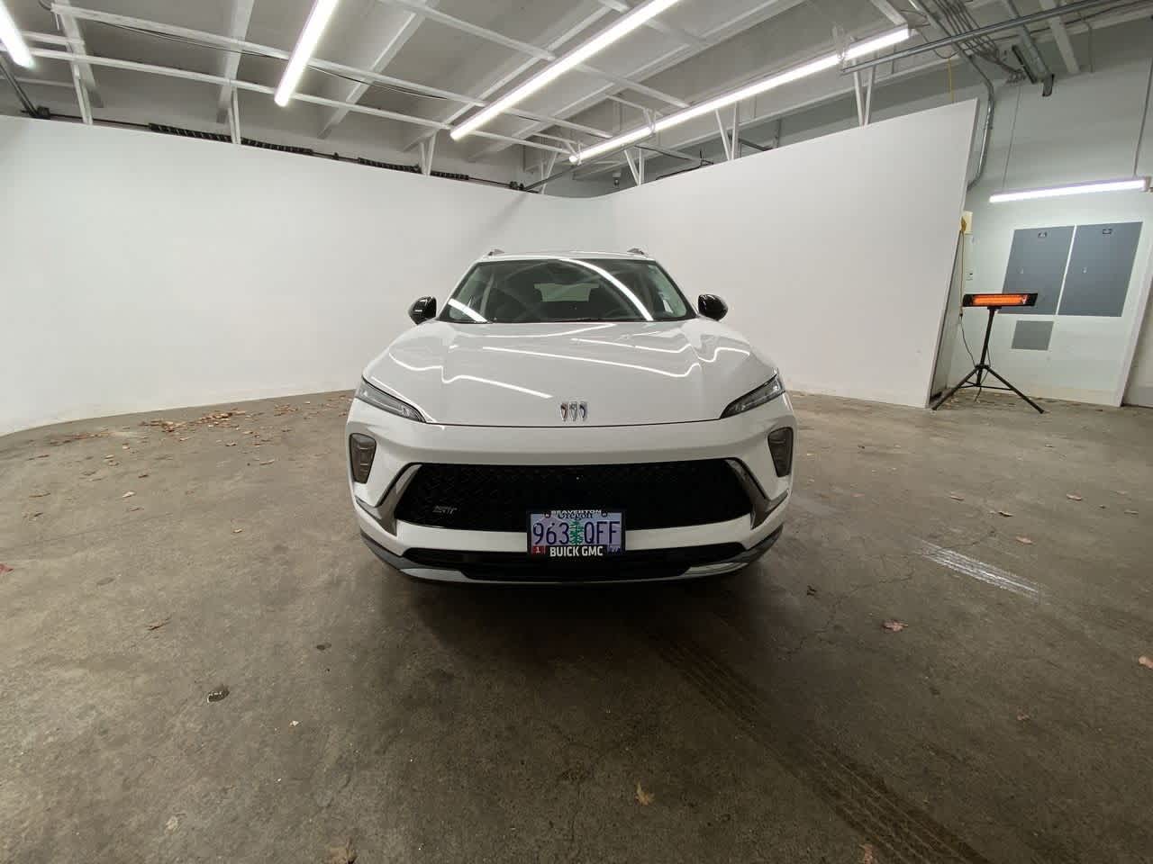 Thumbnail: 2025 Buick Envision - 9