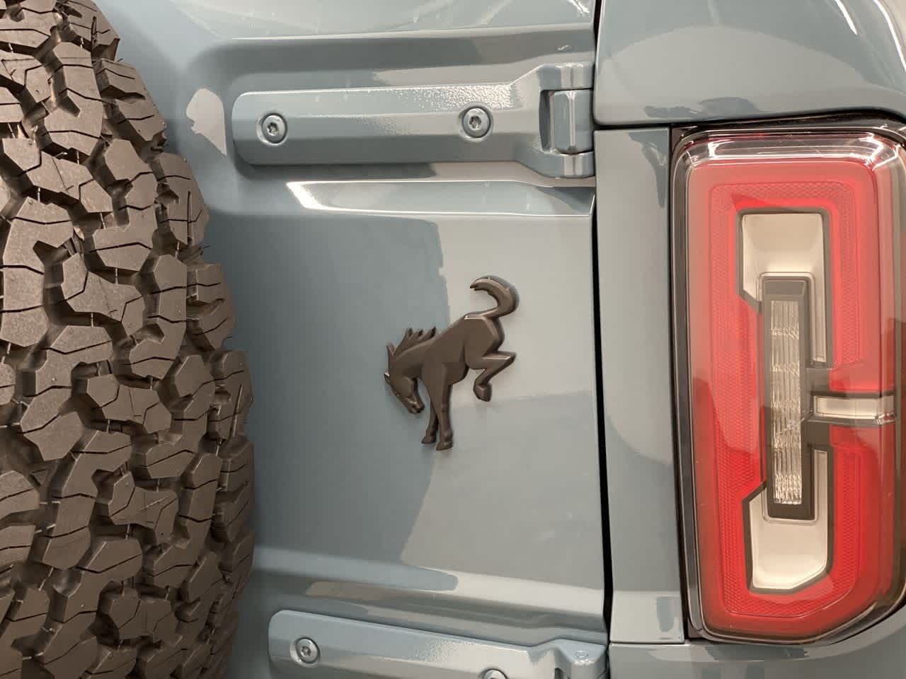Thumbnail: 2022 Ford Bronco - 10