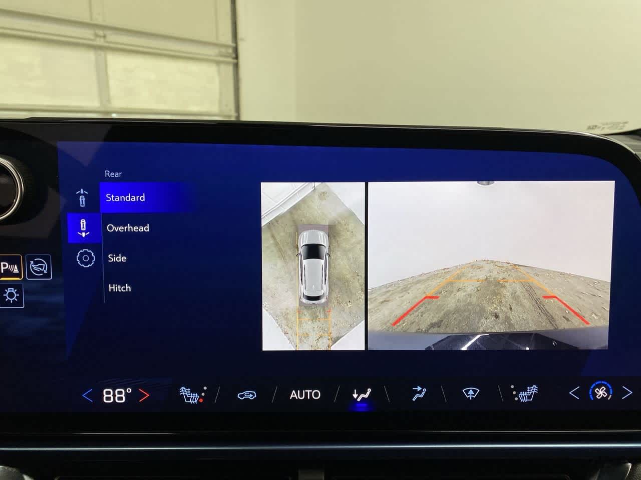 Thumbnail: 2025 Chevrolet Equinox - 24