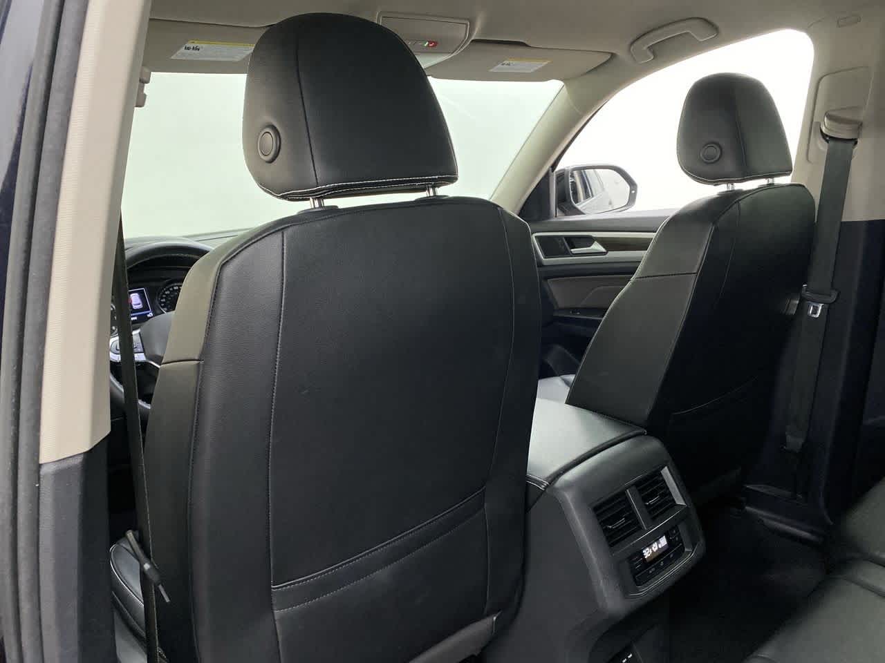 Thumbnail: 2021 Volkswagen Atlas - 16