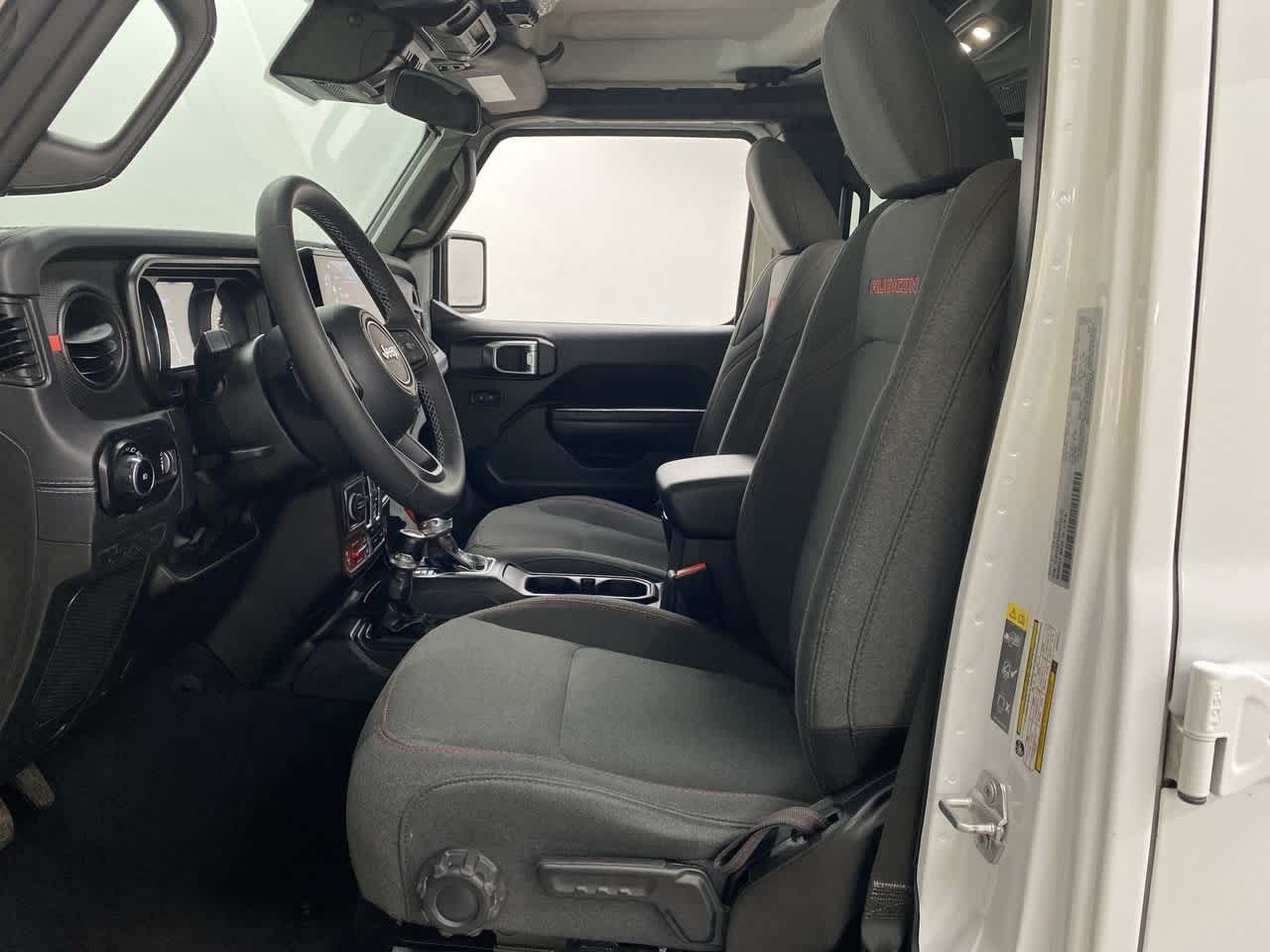 Thumbnail: 2025 Jeep Wrangler - 14