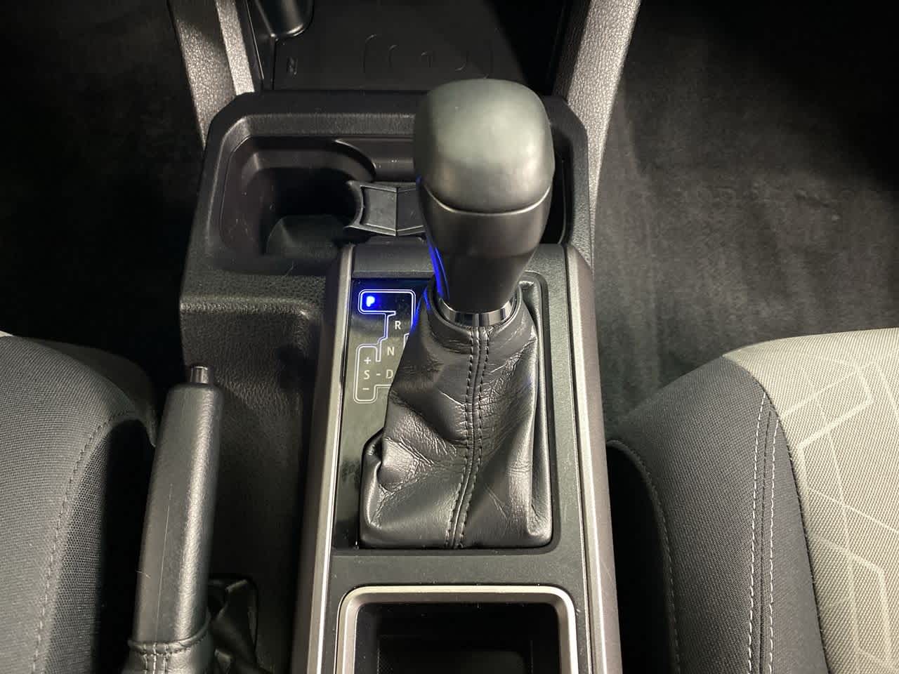 Thumbnail: 2023 Toyota Tacoma - 27