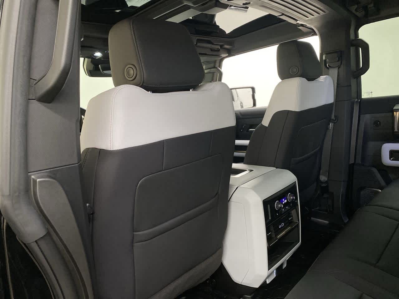 Thumbnail: 2024 GMC Hummer EV - 16