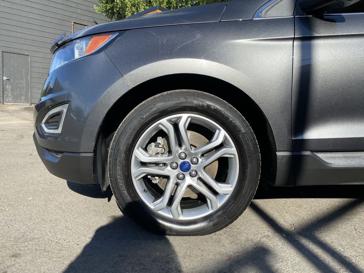 Thumbnail: 2017 Ford Edge - 12