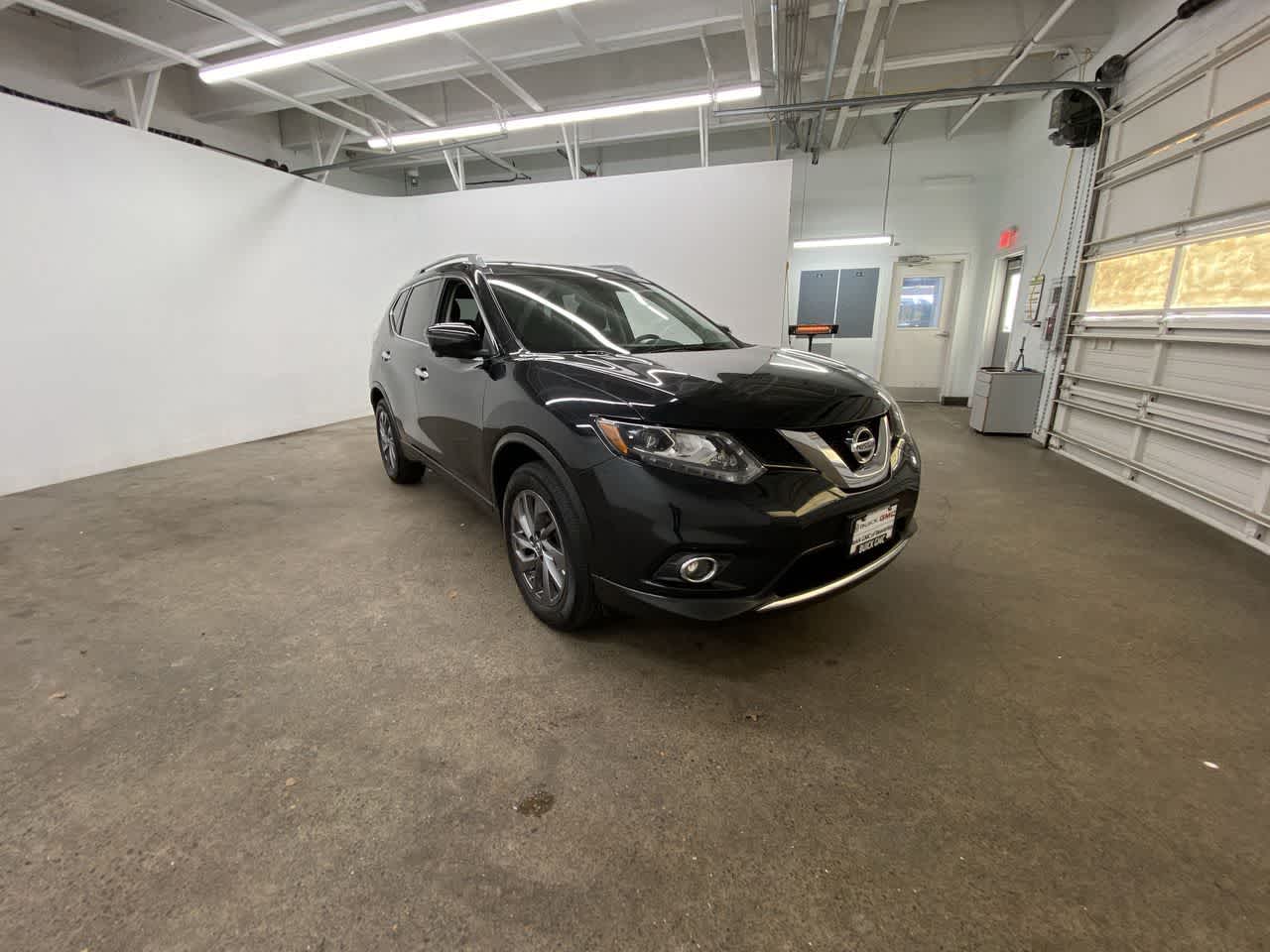 Thumbnail: 2016 Nissan Rogue - 8