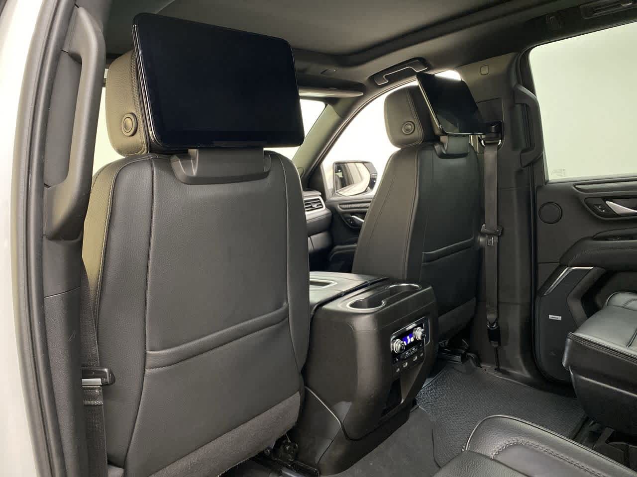 Thumbnail: 2022 GMC Yukon - 17