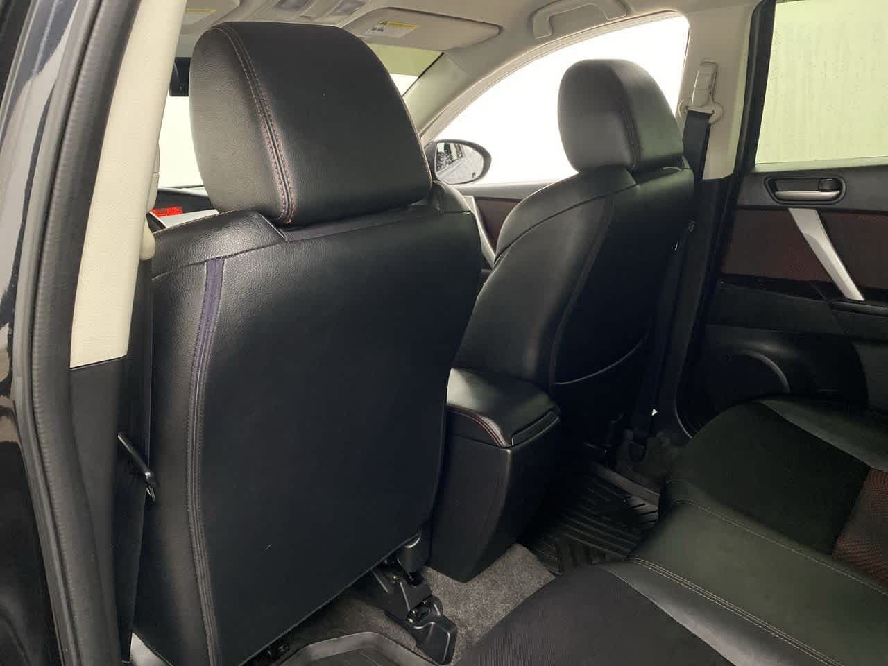 Thumbnail: 2011 Mazda Mazda3 - 15