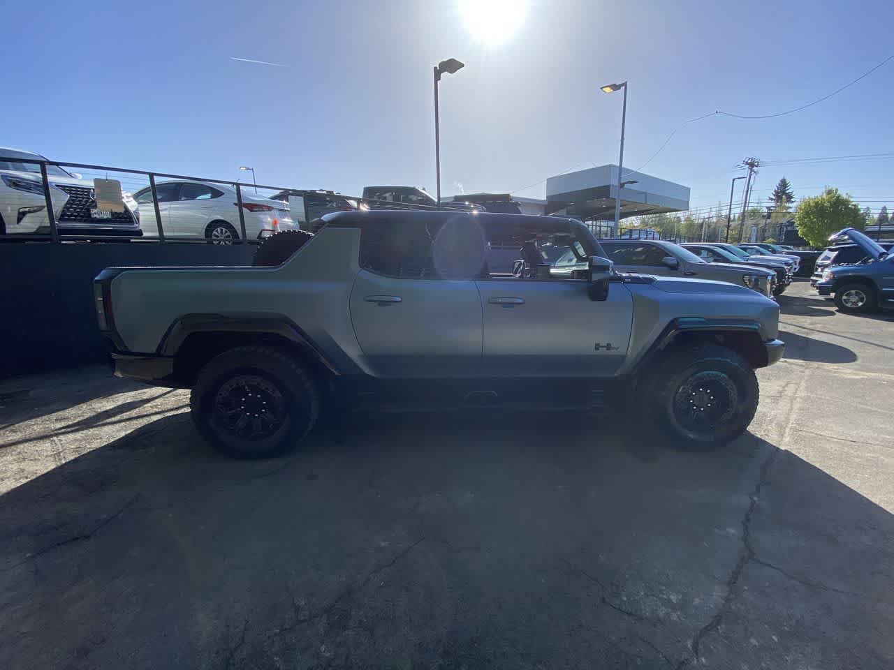 Thumbnail: 2024 GMC Hummer EV - 7
