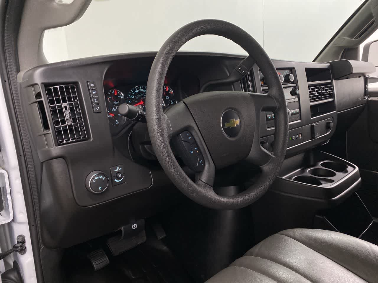 Thumbnail: 2025 Chevrolet Express - 2