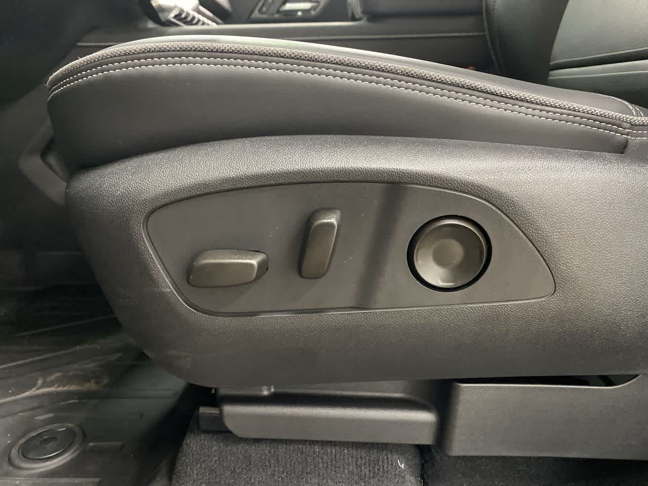 2024 GMC Sierra EV Denali 14