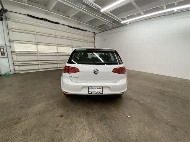 2016 Volkswagen e-Golf SE 5