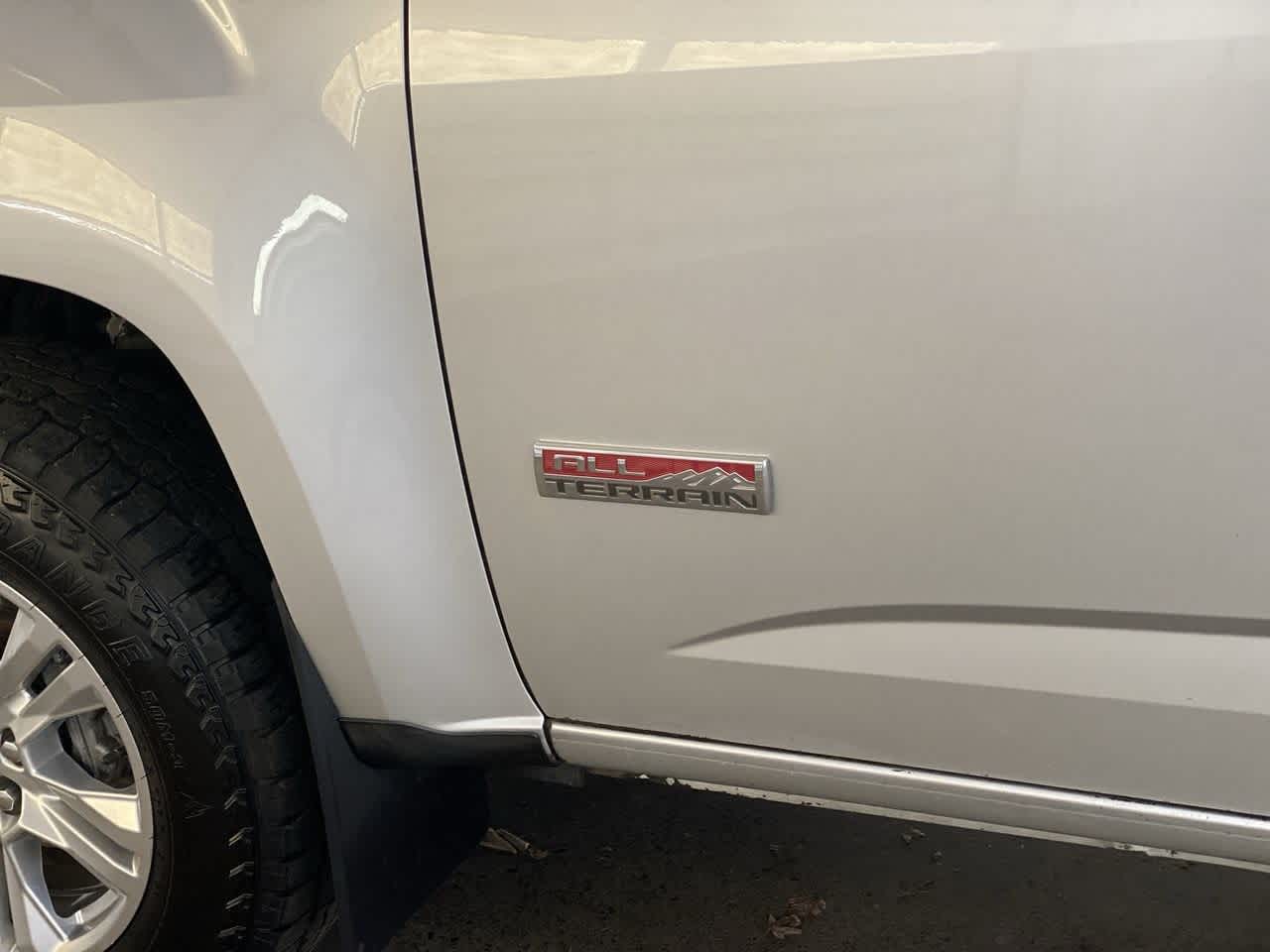 Thumbnail: 2017 GMC Canyon - 10