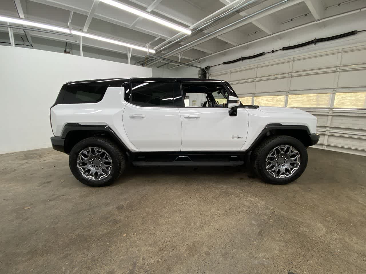 Thumbnail: 2025 GMC Hummer EV - 7