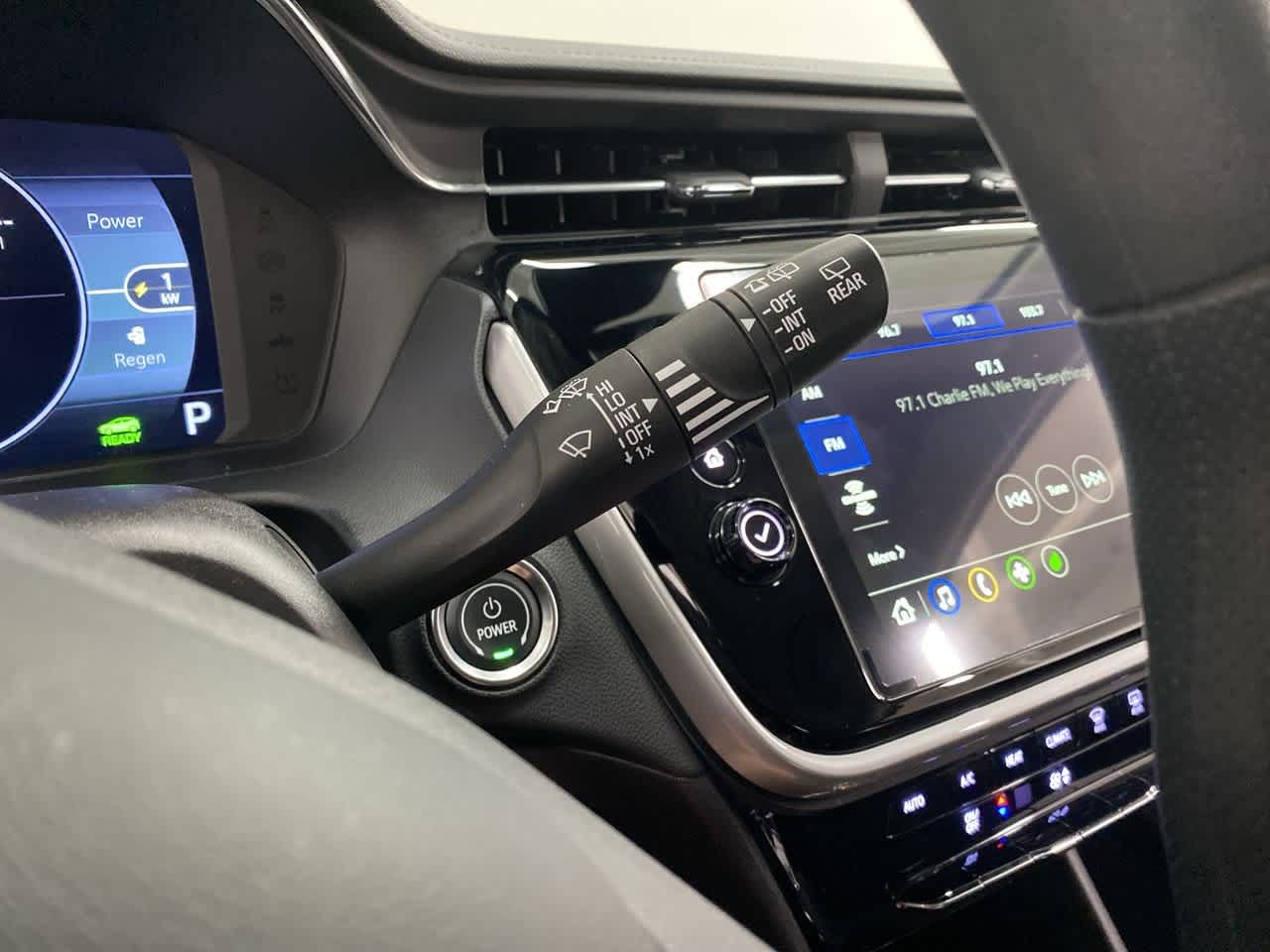 Thumbnail: 2022 Chevrolet Bolt EUV - 23