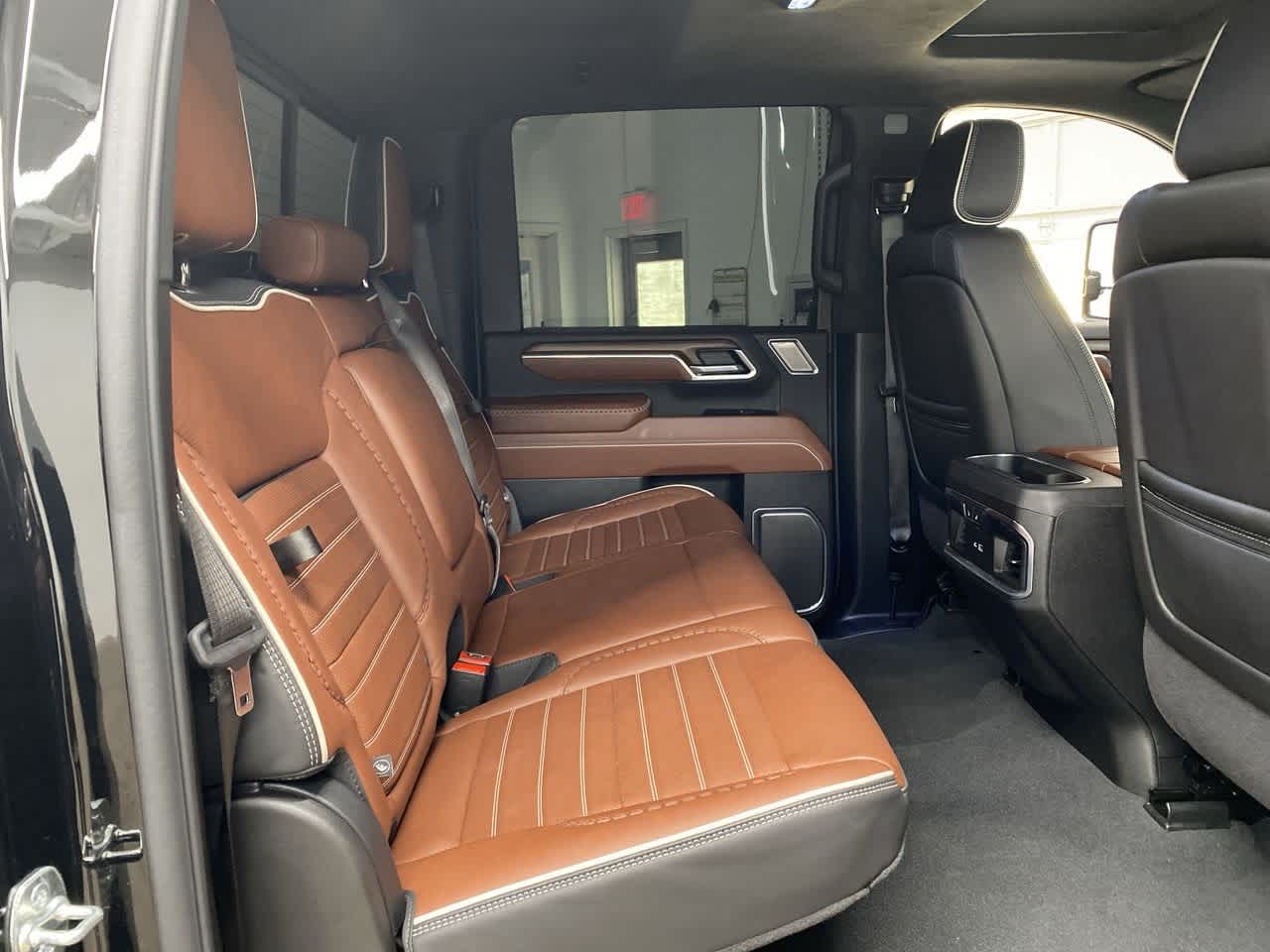 Thumbnail: 2025 GMC Sierra 2500 - 18