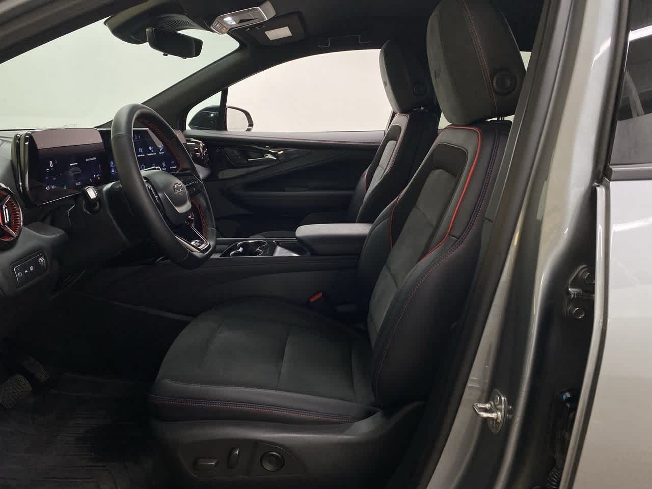 Thumbnail: 2024 Chevrolet Blazer EV - 14