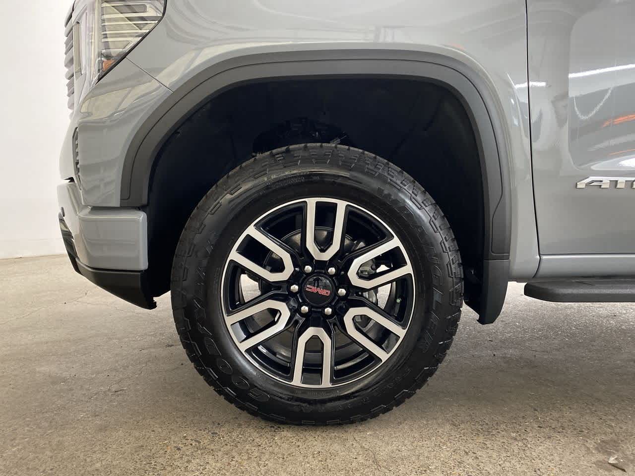 Thumbnail: 2025 GMC Sierra 1500 - 11