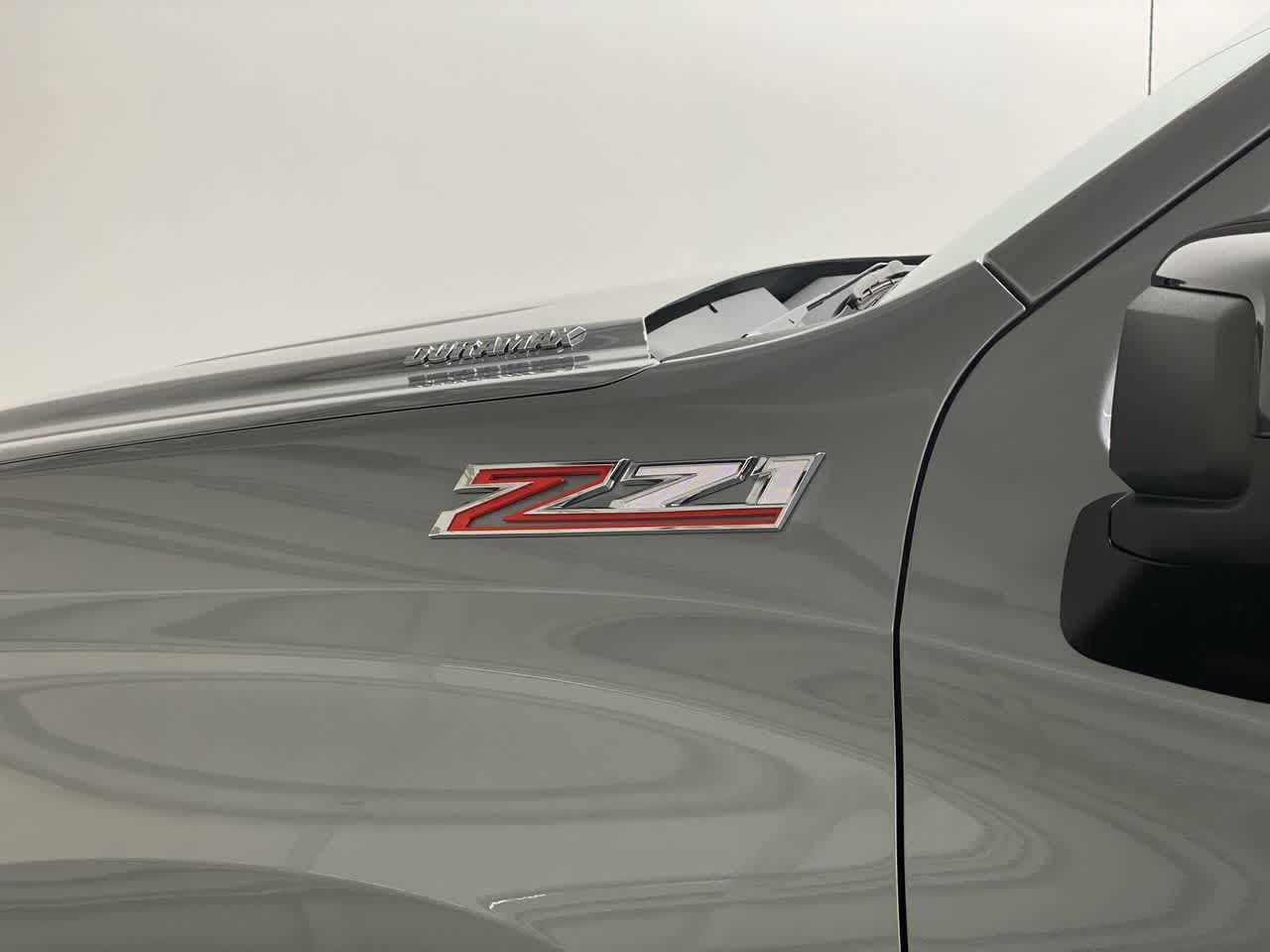 Thumbnail: 2023 Chevrolet Silverado 1500 - 10