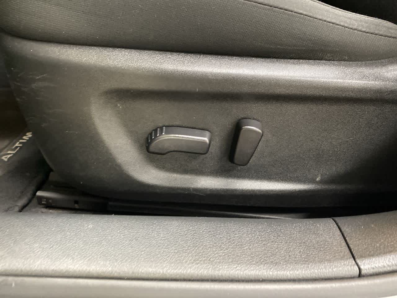 Thumbnail: 2023 Nissan Altima - 16