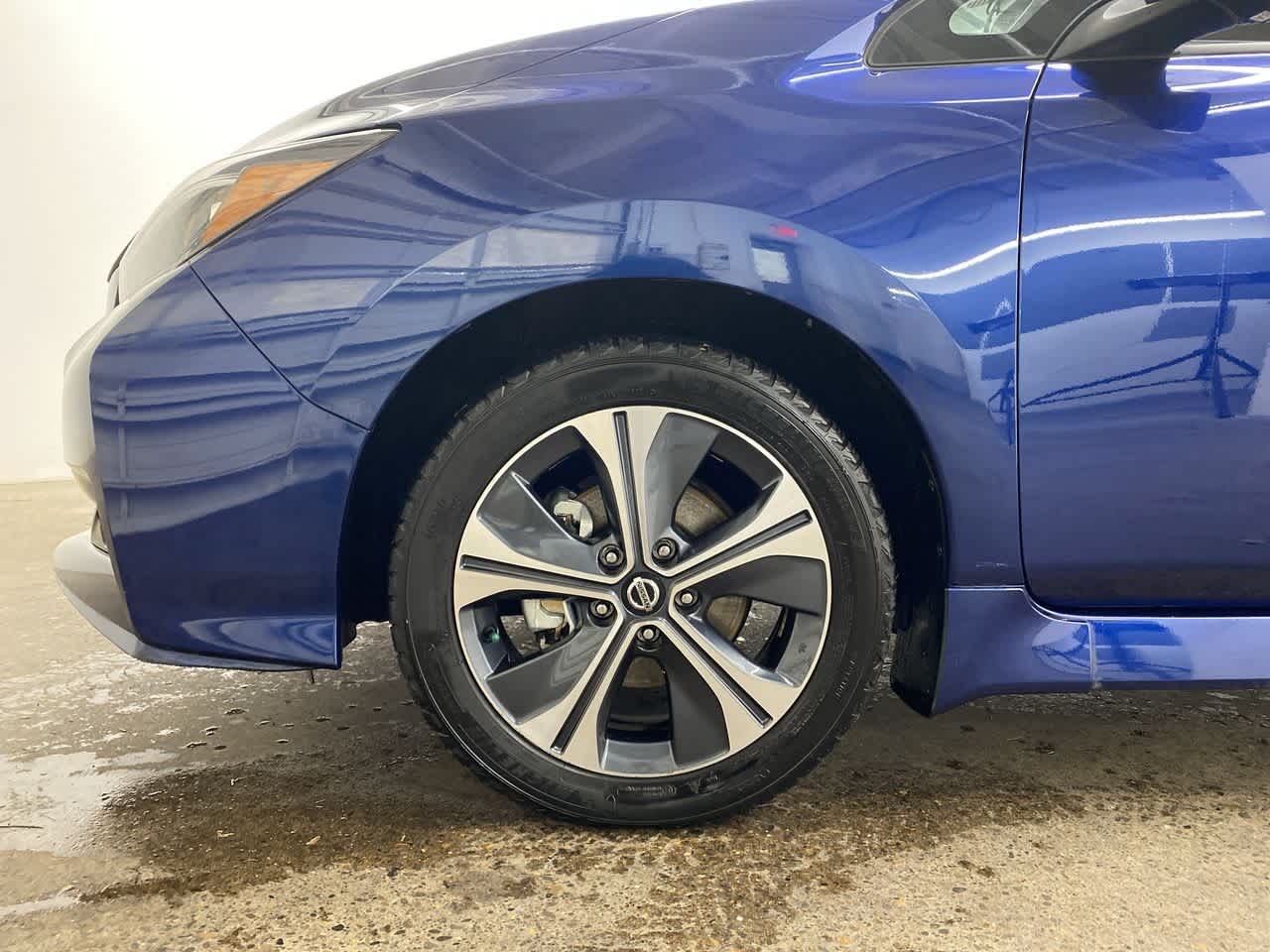 Thumbnail: 2022 Nissan Leaf - 12