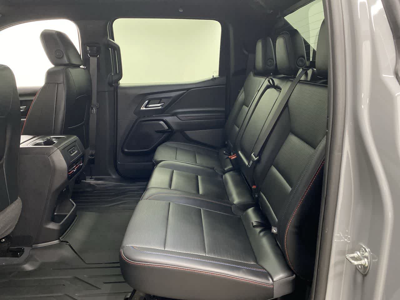 Thumbnail: 2025 Chevrolet Silverado EV - 16