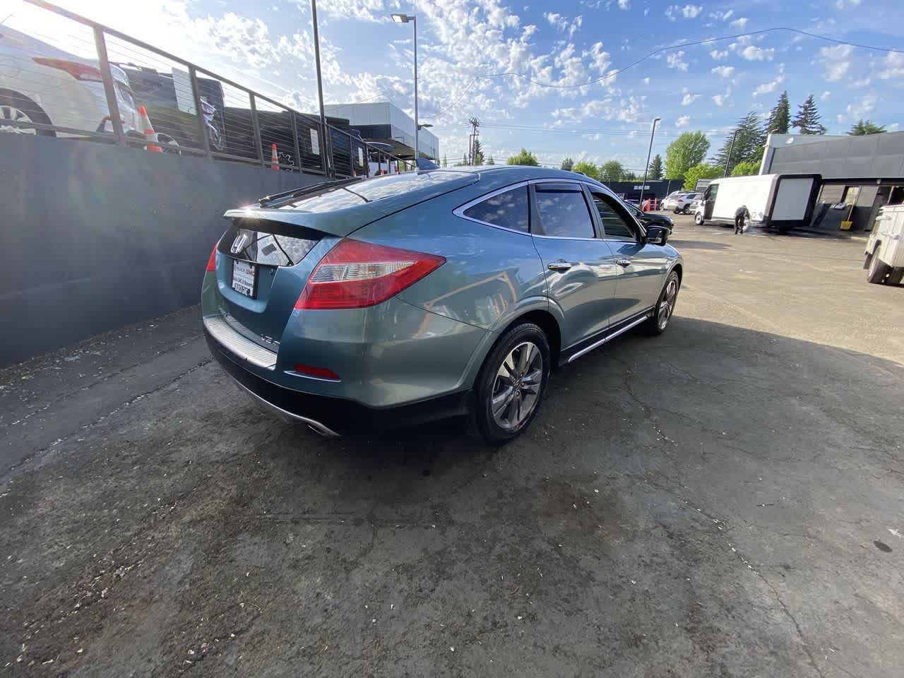 Thumbnail: 2014 Honda Crosstour - 6