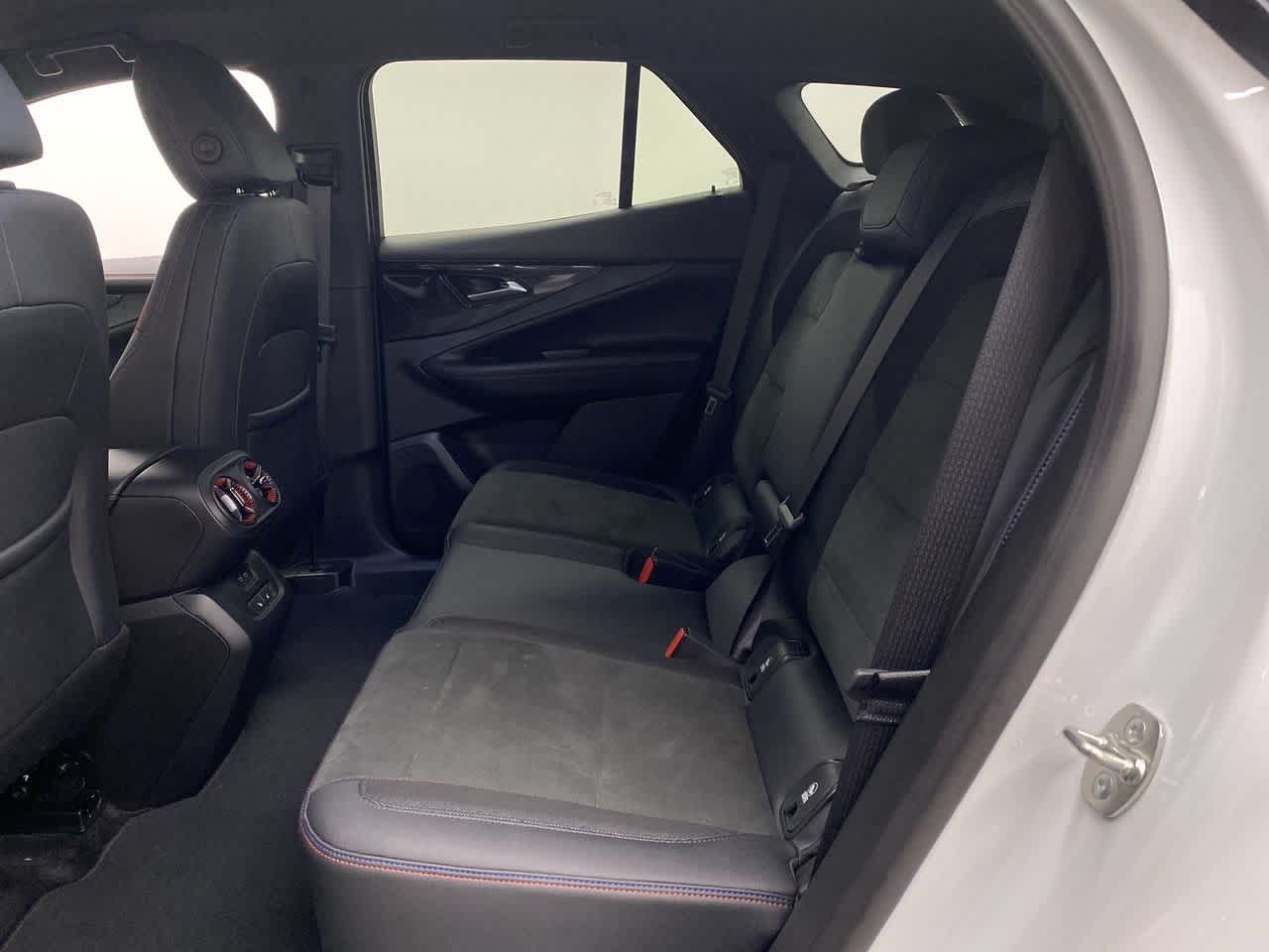 Thumbnail: 2024 Chevrolet Blazer EV - 17