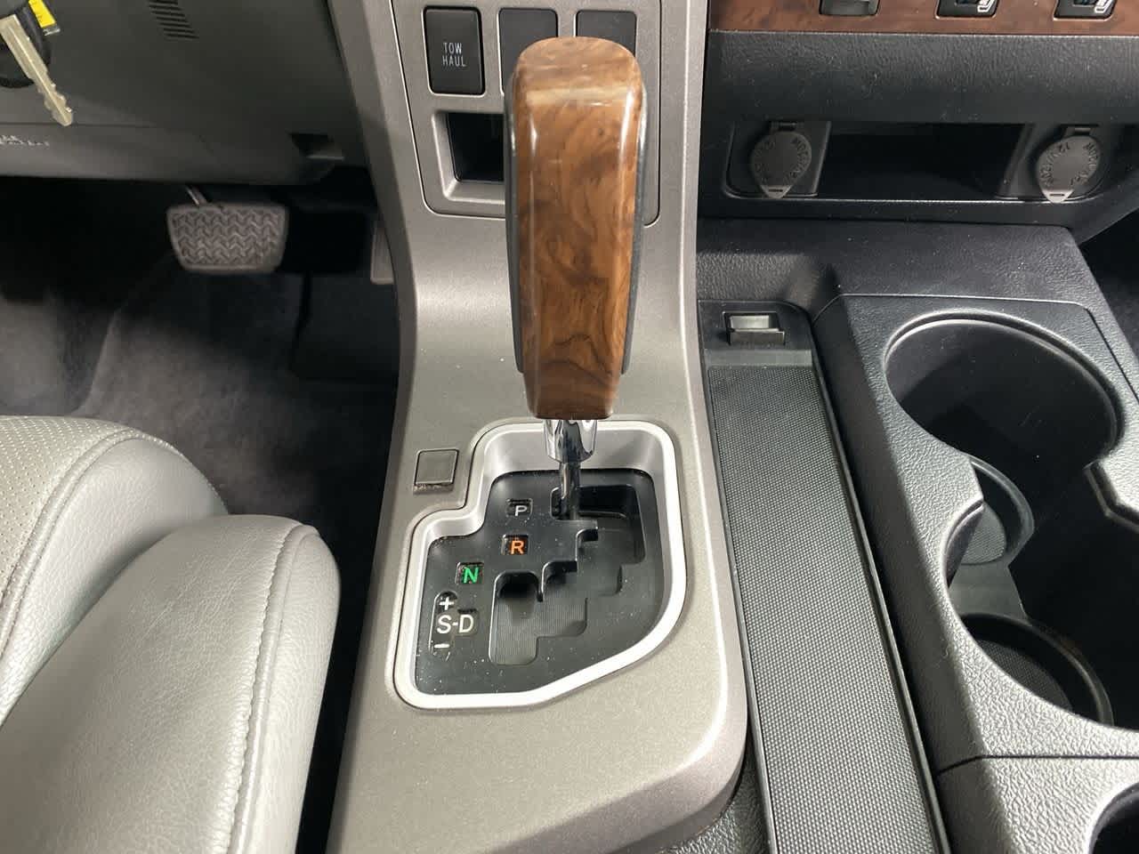 Thumbnail: 2013 Toyota Tundra - 26