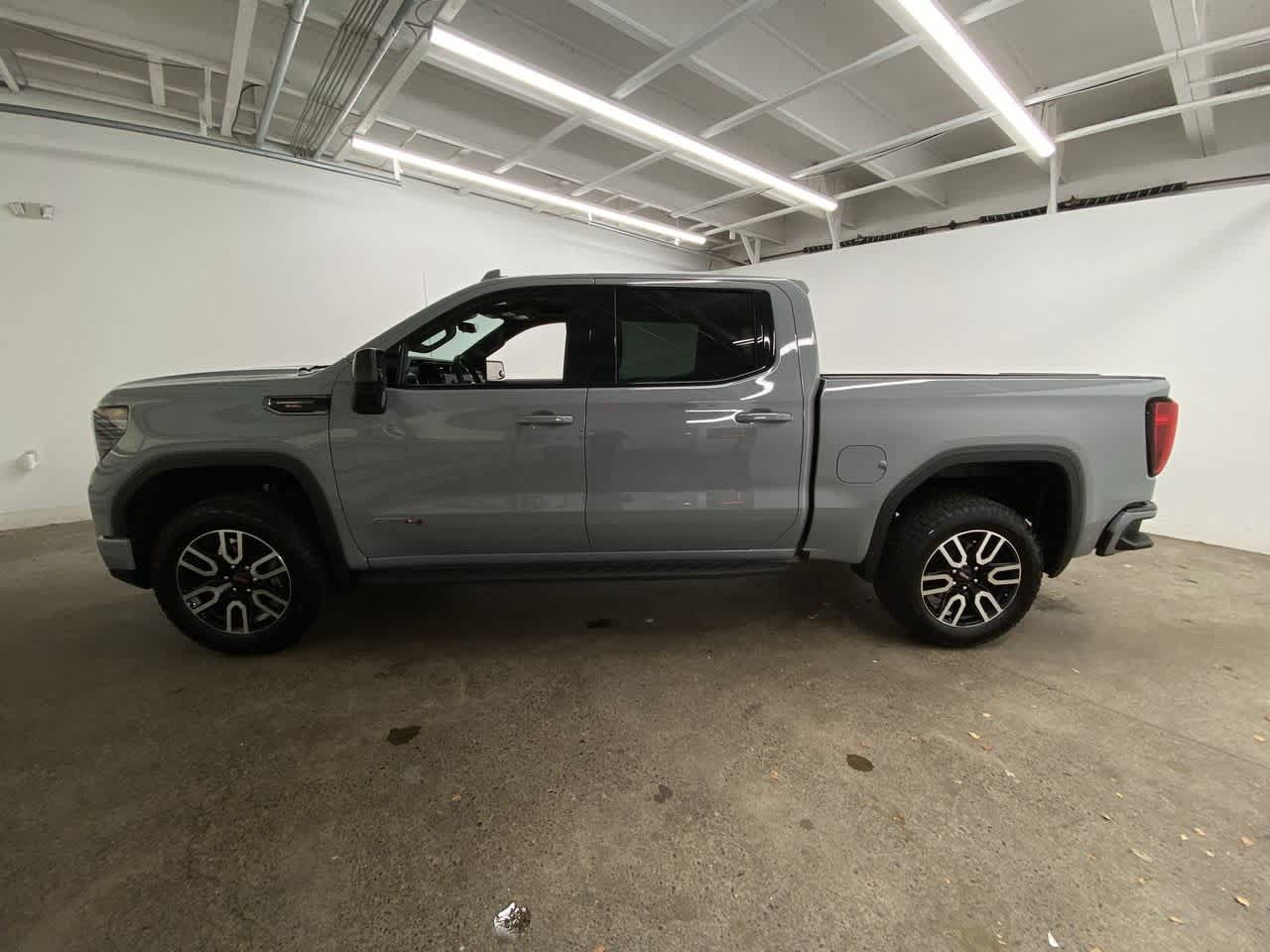 Thumbnail: 2025 GMC Sierra 1500 - 3