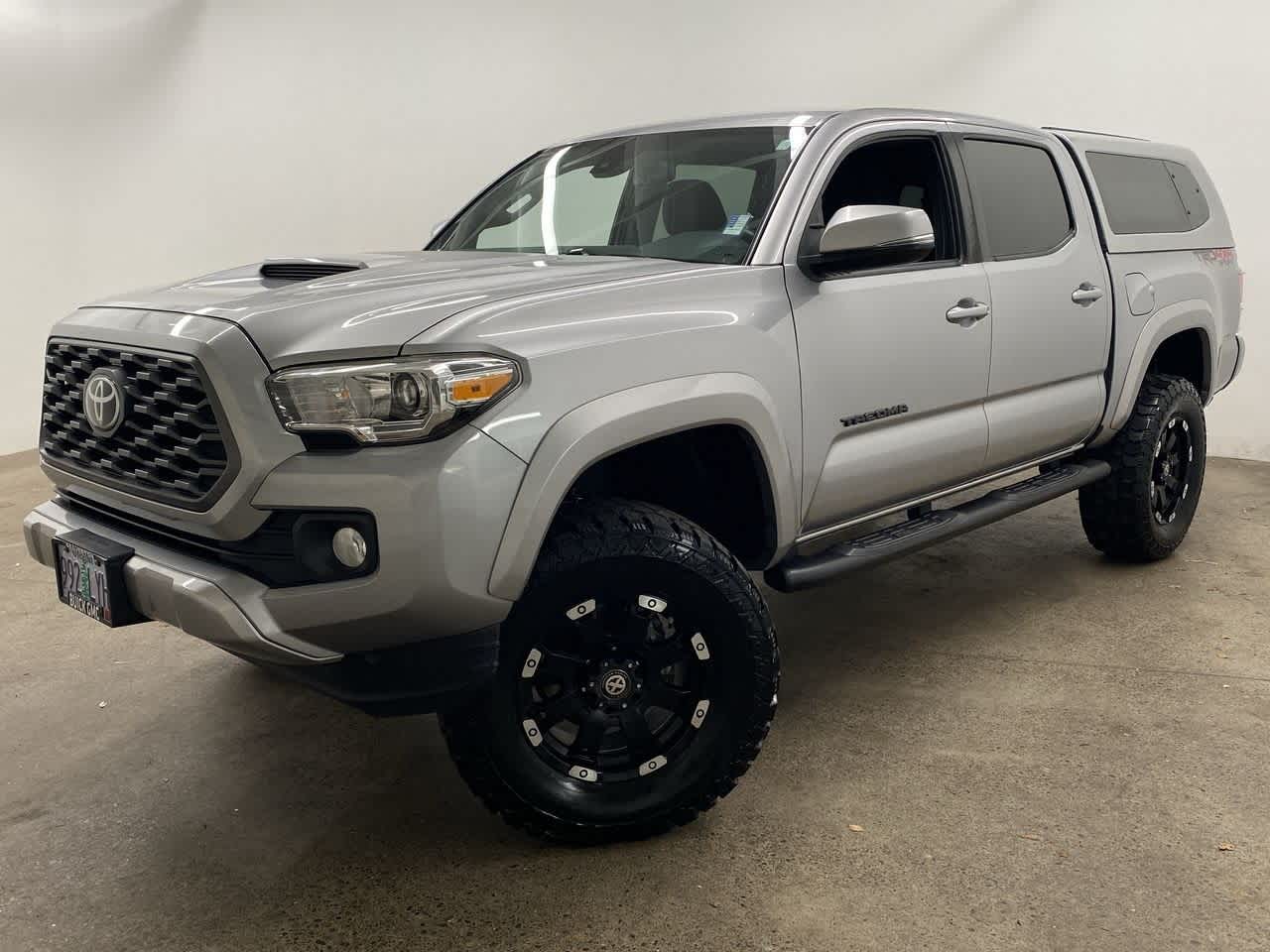 Thumbnail: 2020 Toyota Tacoma - 1