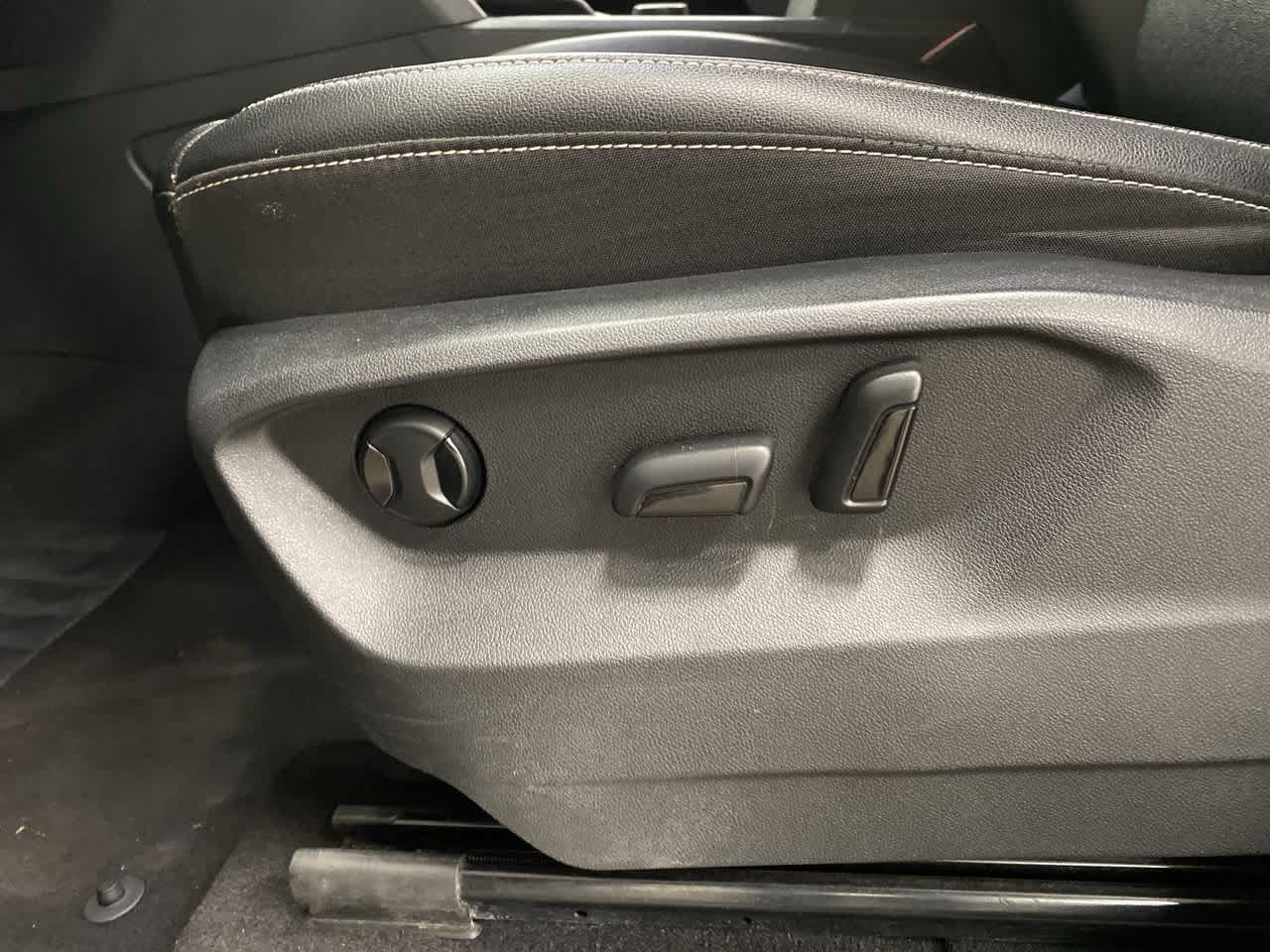 Thumbnail: 2021 Volkswagen Atlas - 15