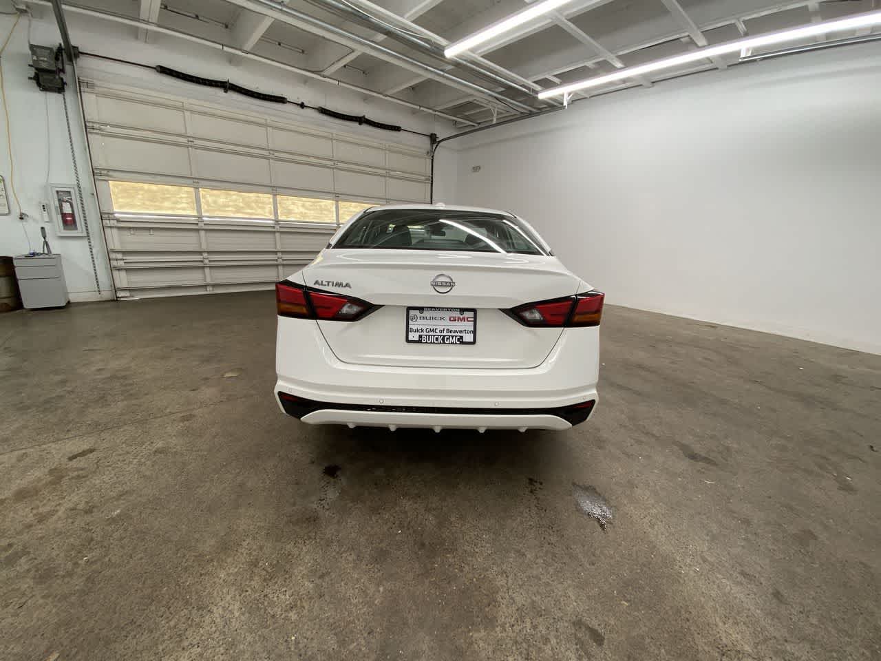 Thumbnail: 2025 Nissan Altima - 5