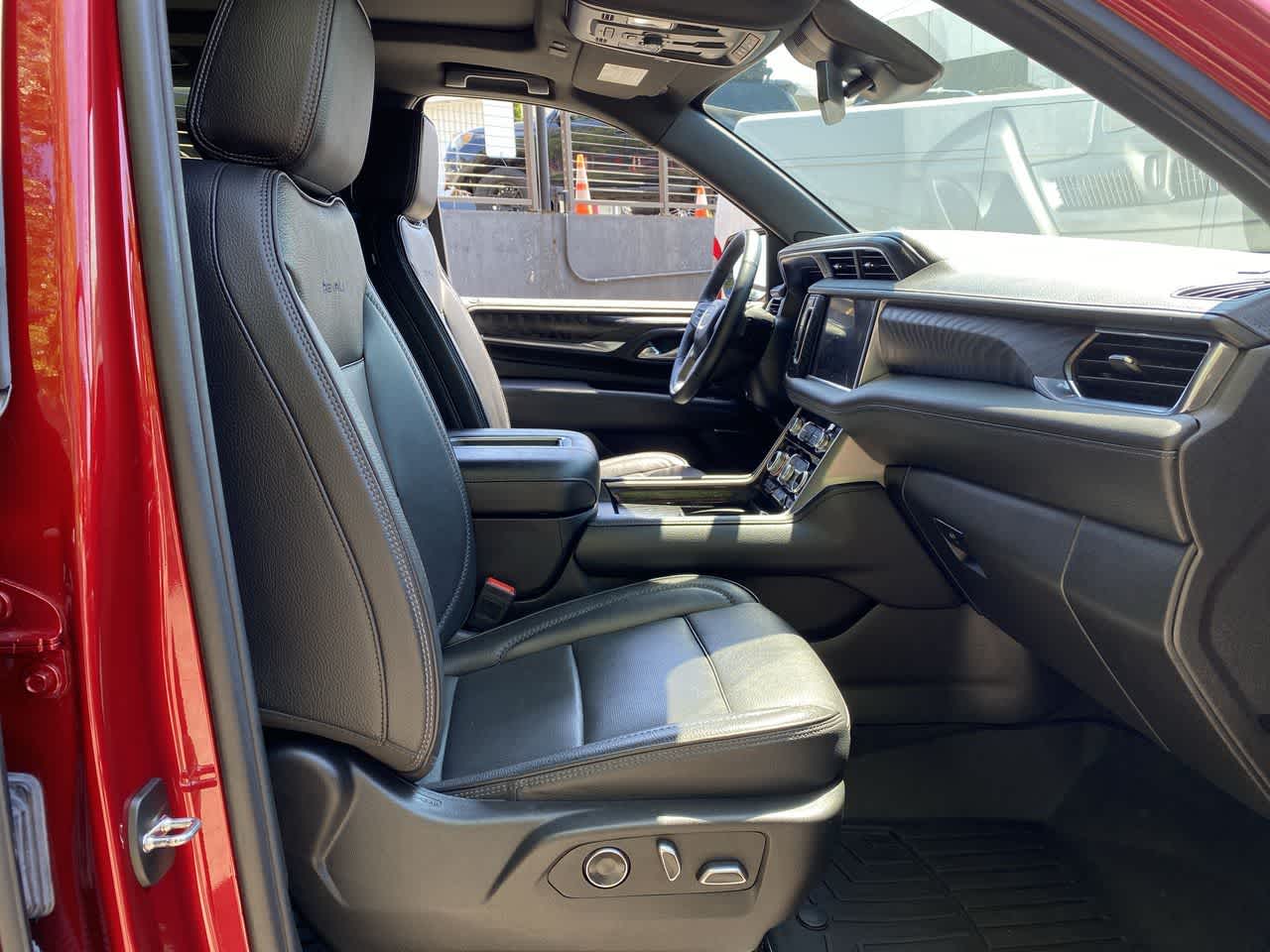 Thumbnail: 2024 GMC Yukon XL - 18